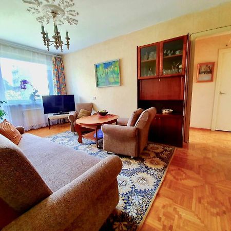 Clean And Spacious 2 Bedroom Apartment In Βίλνιους Εξωτερικό φωτογραφία